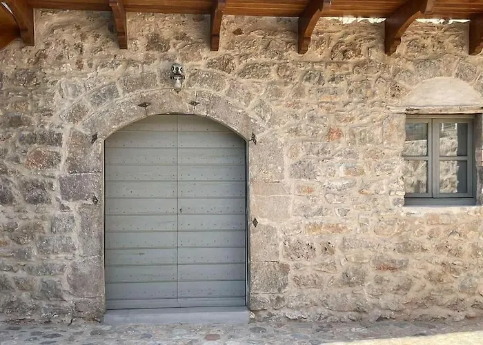 19th Century Mansion Αράχωβα